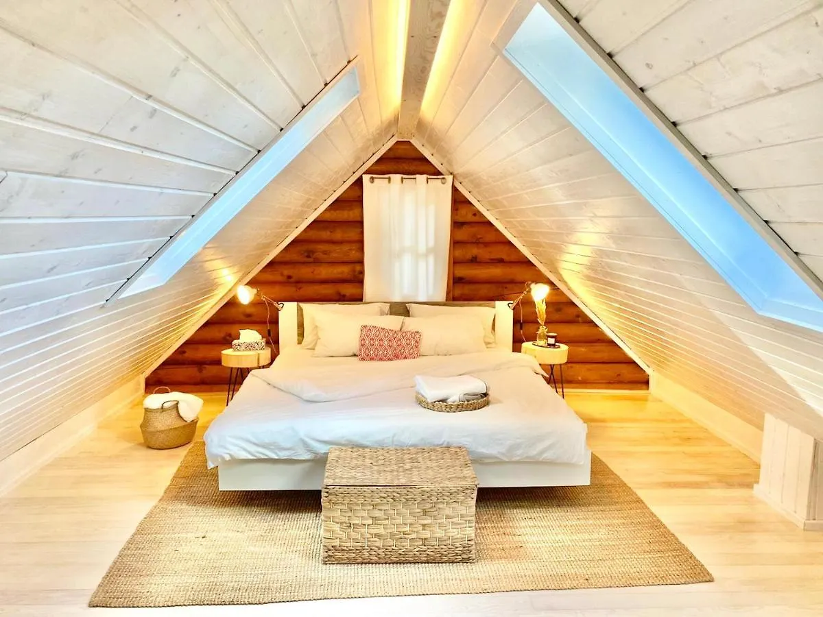 Pine Lodge Hlevci 0*,  Croatia